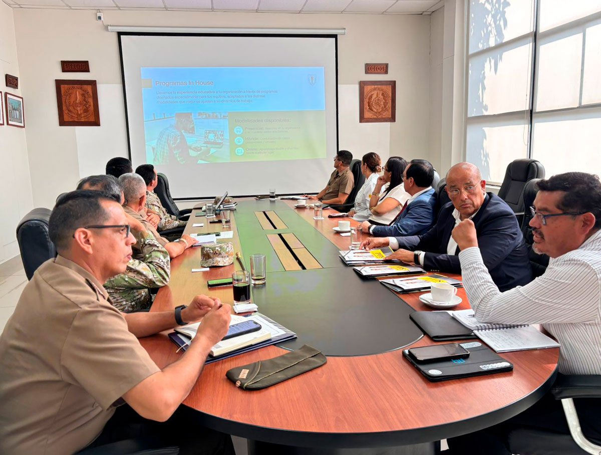 General de División del COLOGE se reunió con autoridades de la Universidad Peruana Cayetano Heredia